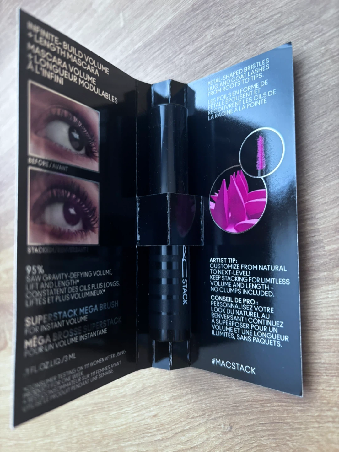 NEW MAC Cosmetics Makeup and Pouch - photo 2