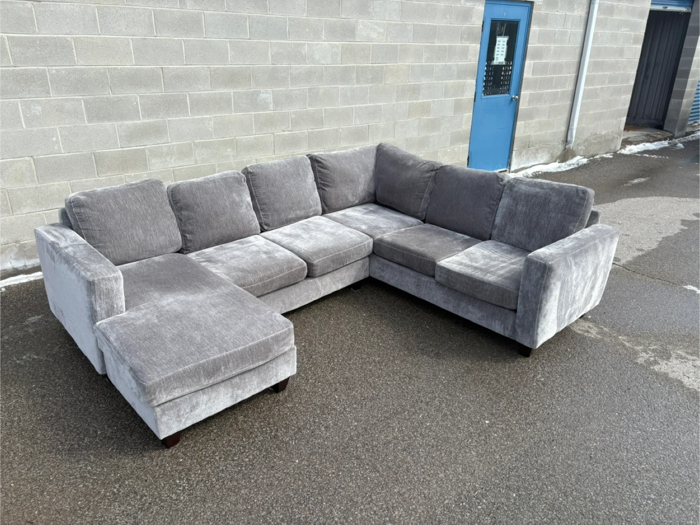 Grey Large U-Shaped Sectional Sofa - Free Delivery - photo 2