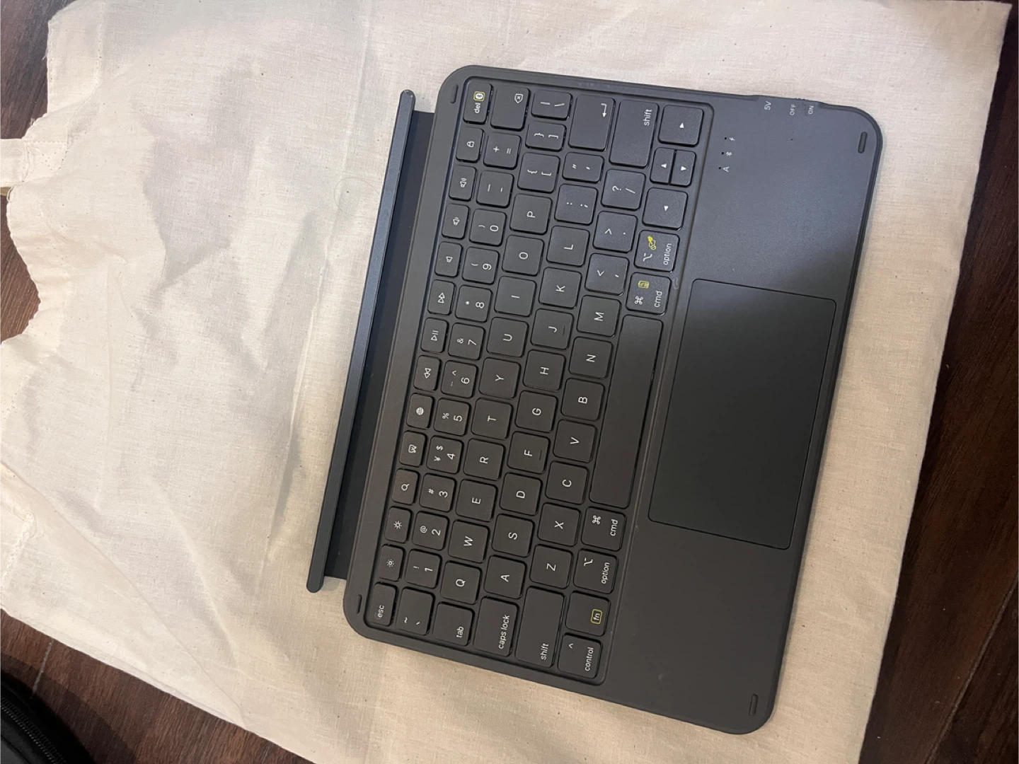 inateck ipad air 6 (11") grey add-on keyboard