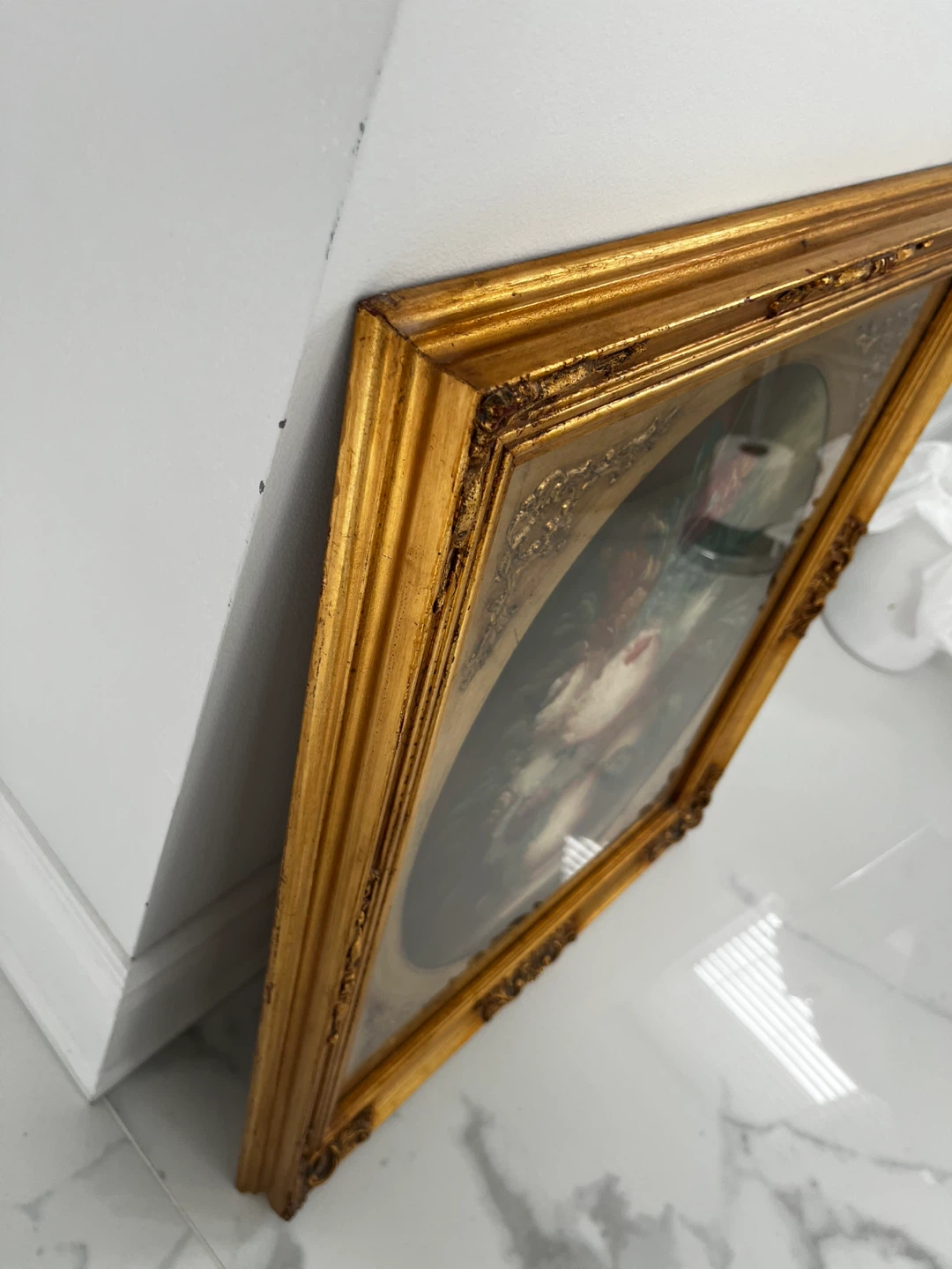 Framed Floral Still Life Oval Painting - photo 4