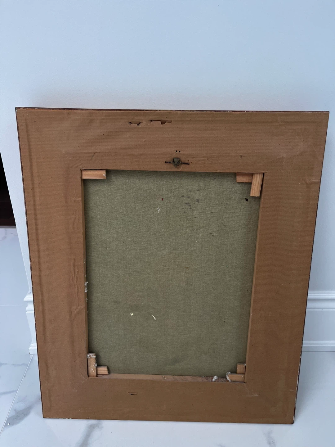Framed Floral Still Life Oval Painting - photo 3