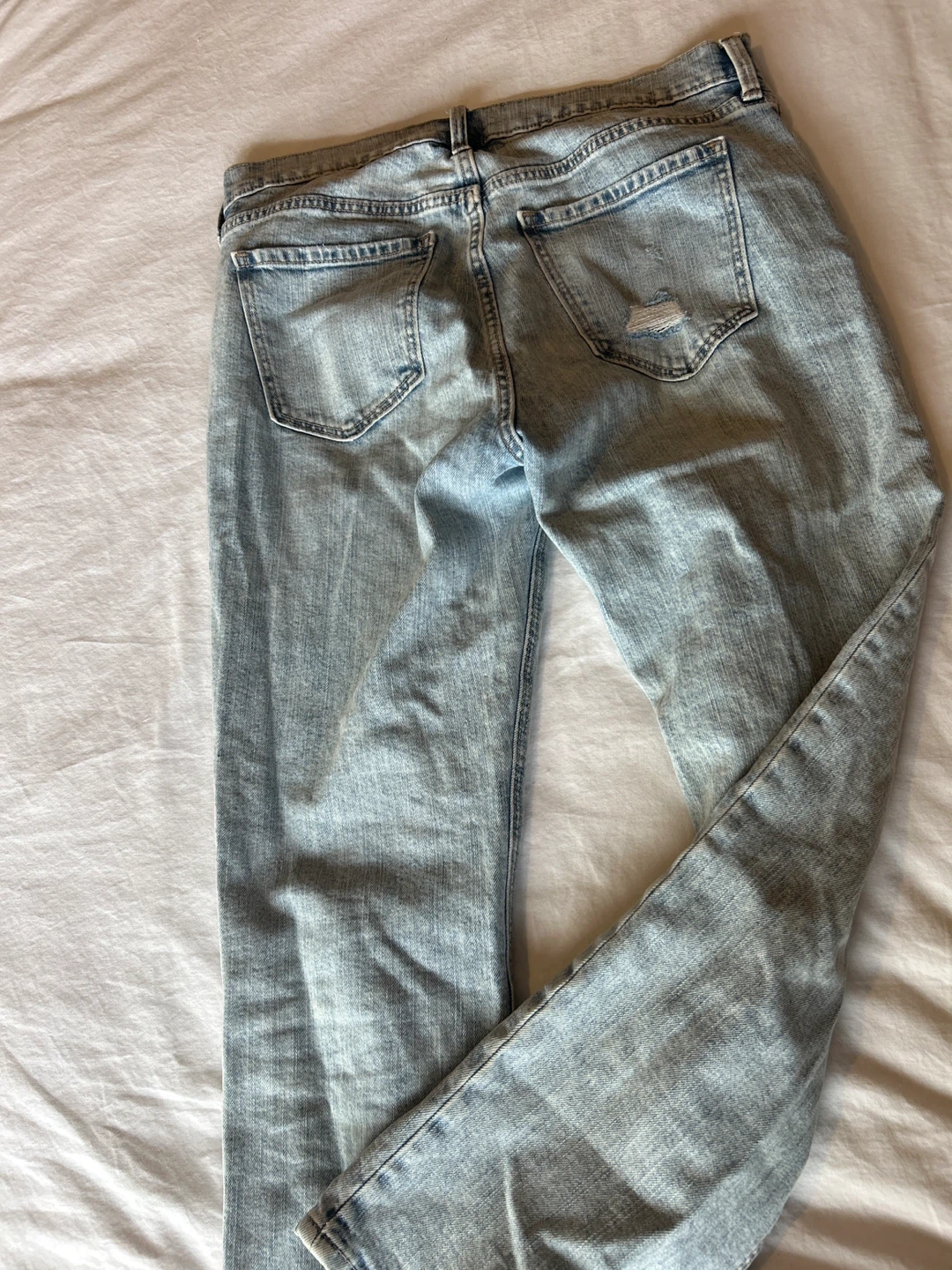 Old Navy Boyfriend Jeans Light Wash Distressed - photo 4