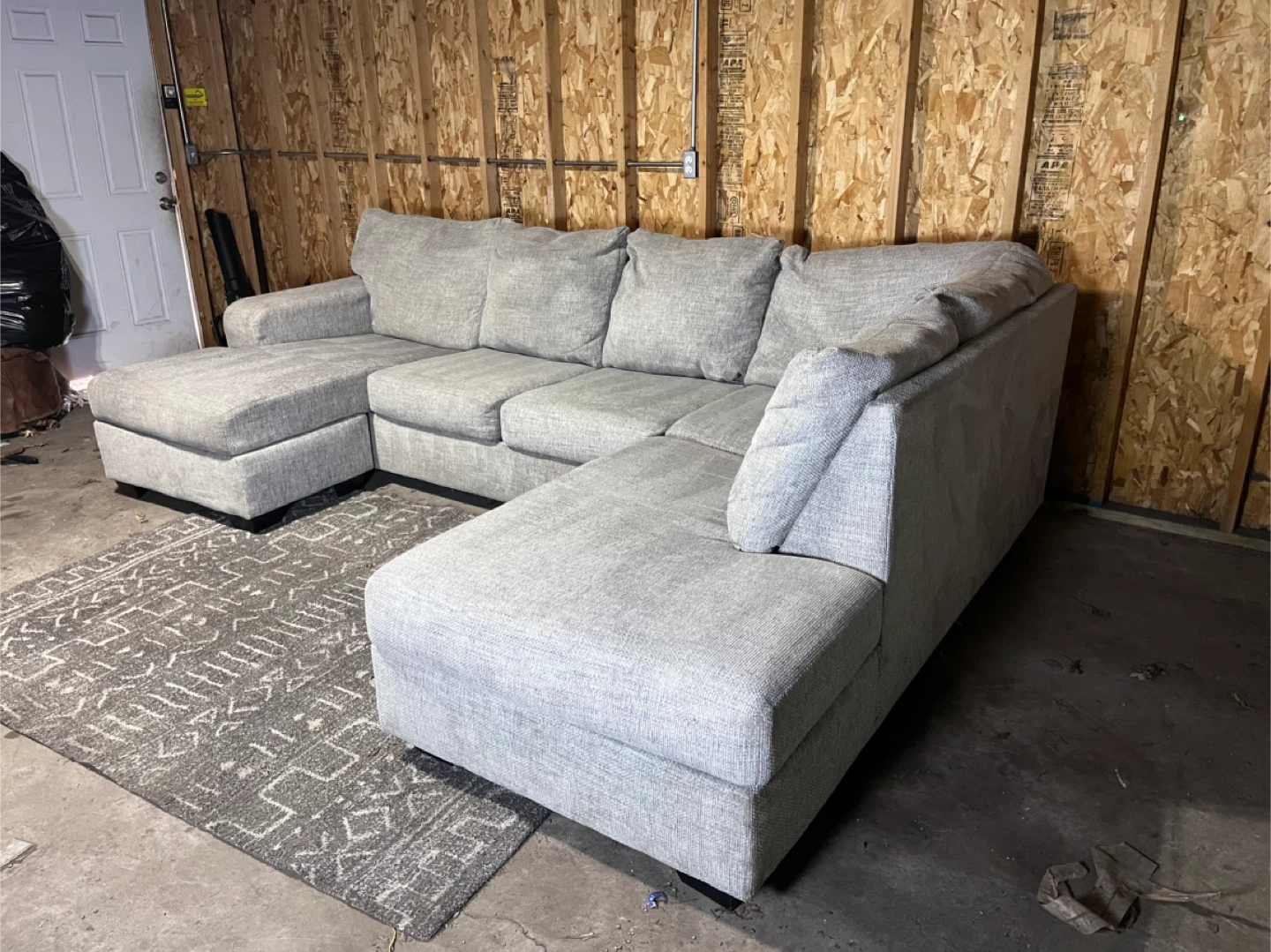 FREE DELIVERY - Gray 3 Piece Sectional Sofa - photo 3