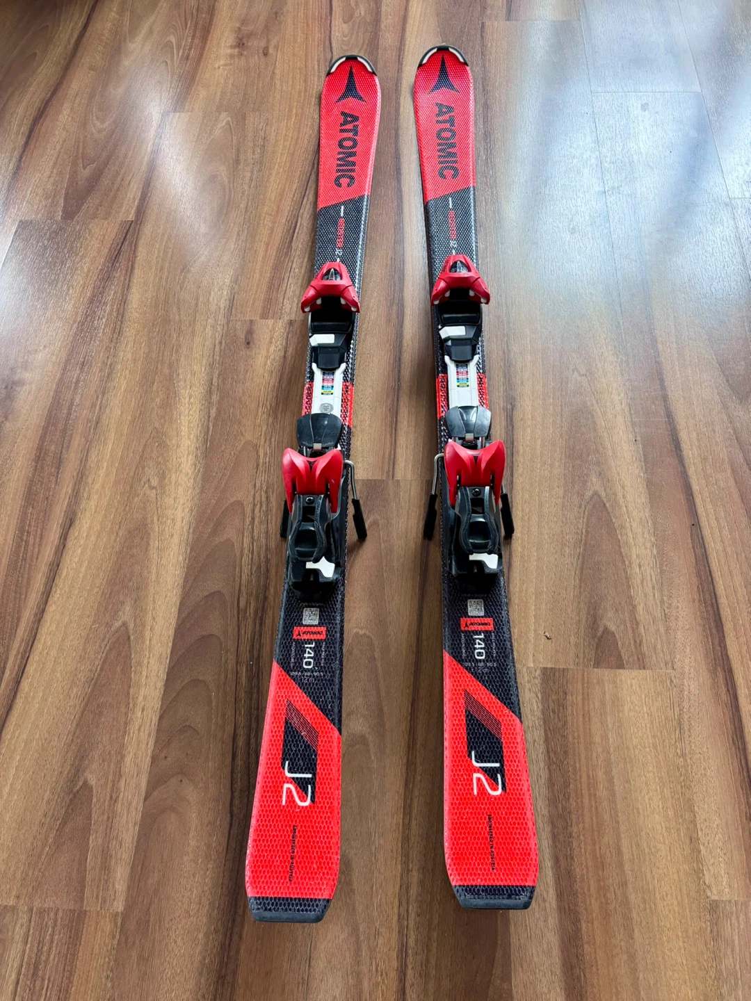 Atomic J2 Skis 140cm - photo 3