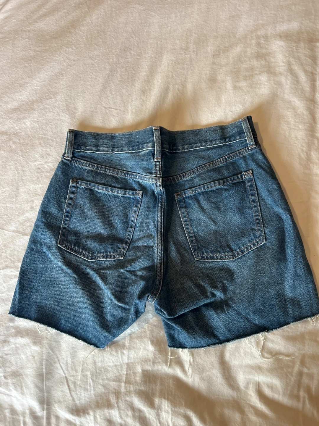 Old Navy Women's Denim Shorts Size 6 - photo 2