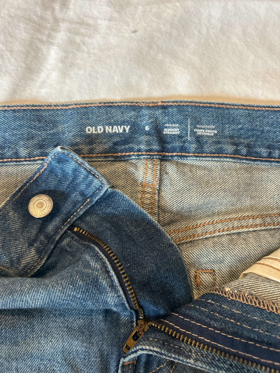 Old Navy Women's Denim Shorts Size 6 - photo 3