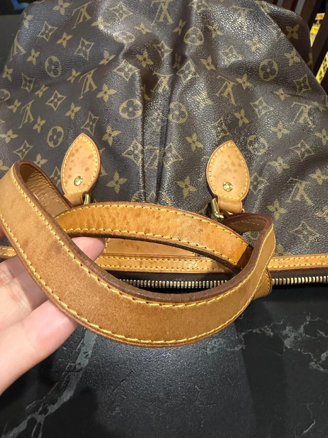 Louis Vuitton Monogram Canvas Speedy Bag - photo 4