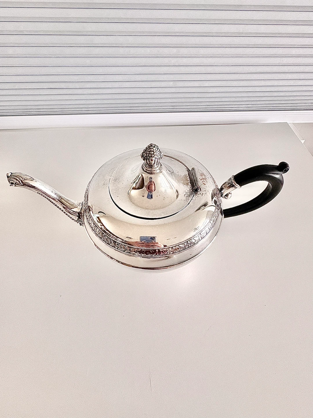 WM A. Rogers Silver Plated Teapot - photo 2