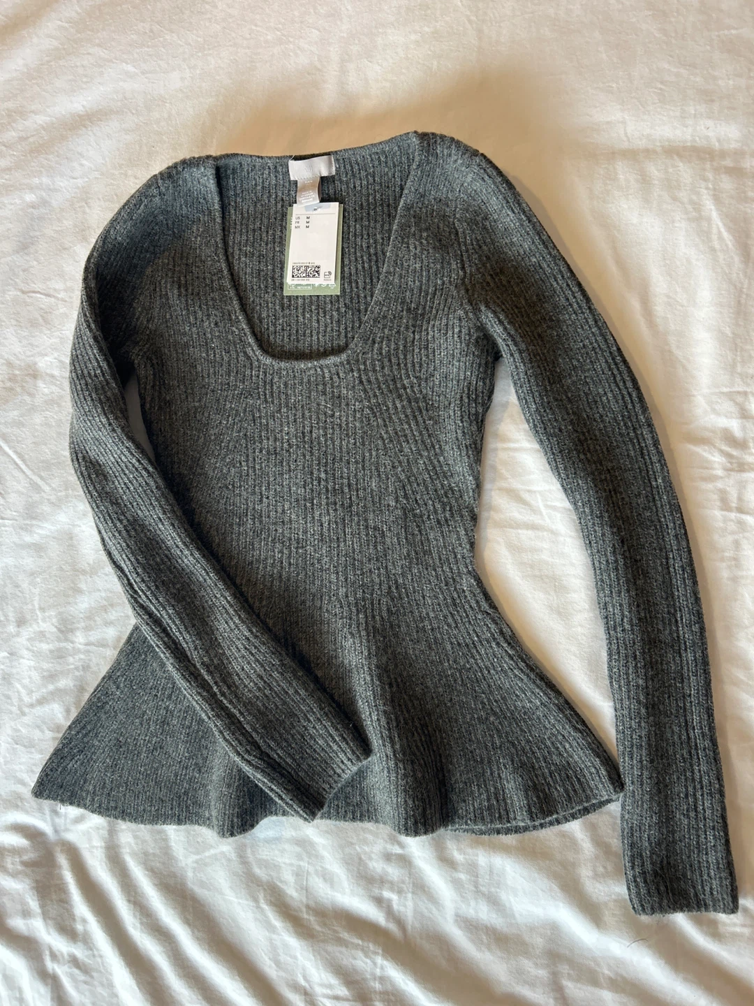 H&M Grey Ribbed Peplum Sweater - Size Medium