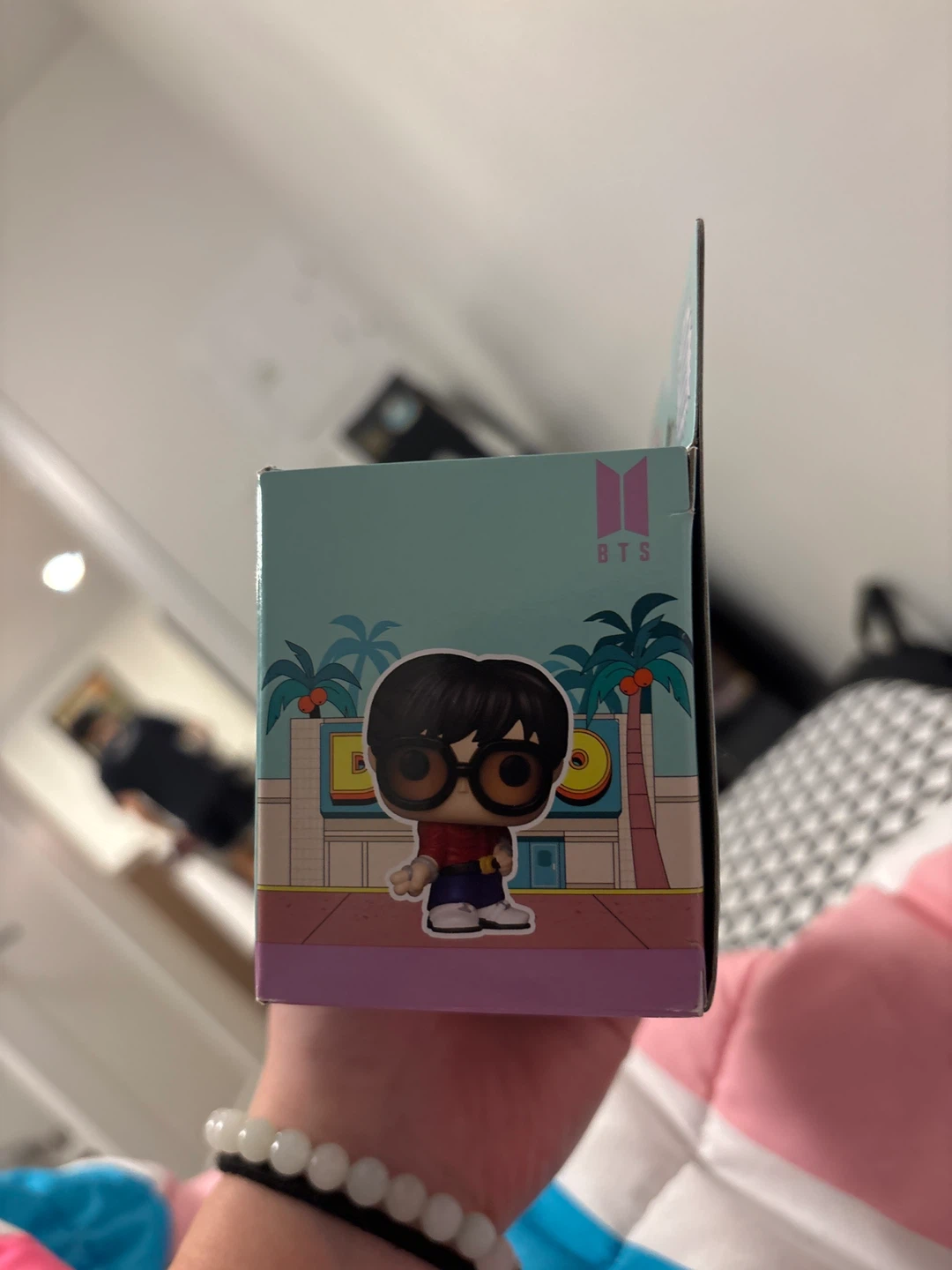 Funko Pop! Bitty Stages BTS J-Hope "Dynamite" Vinyl Figure - photo 3