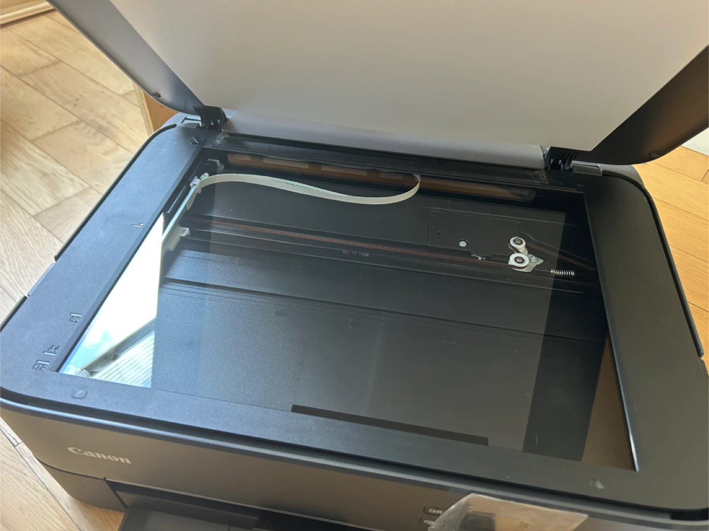 Canon PIXMA TS6420a All-In-One Wireless Inkjet Printer - photo 3