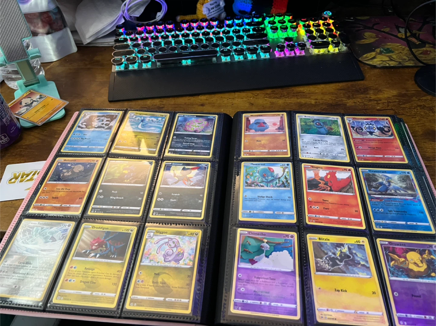 Pink binder Pokémon cards - photo 5