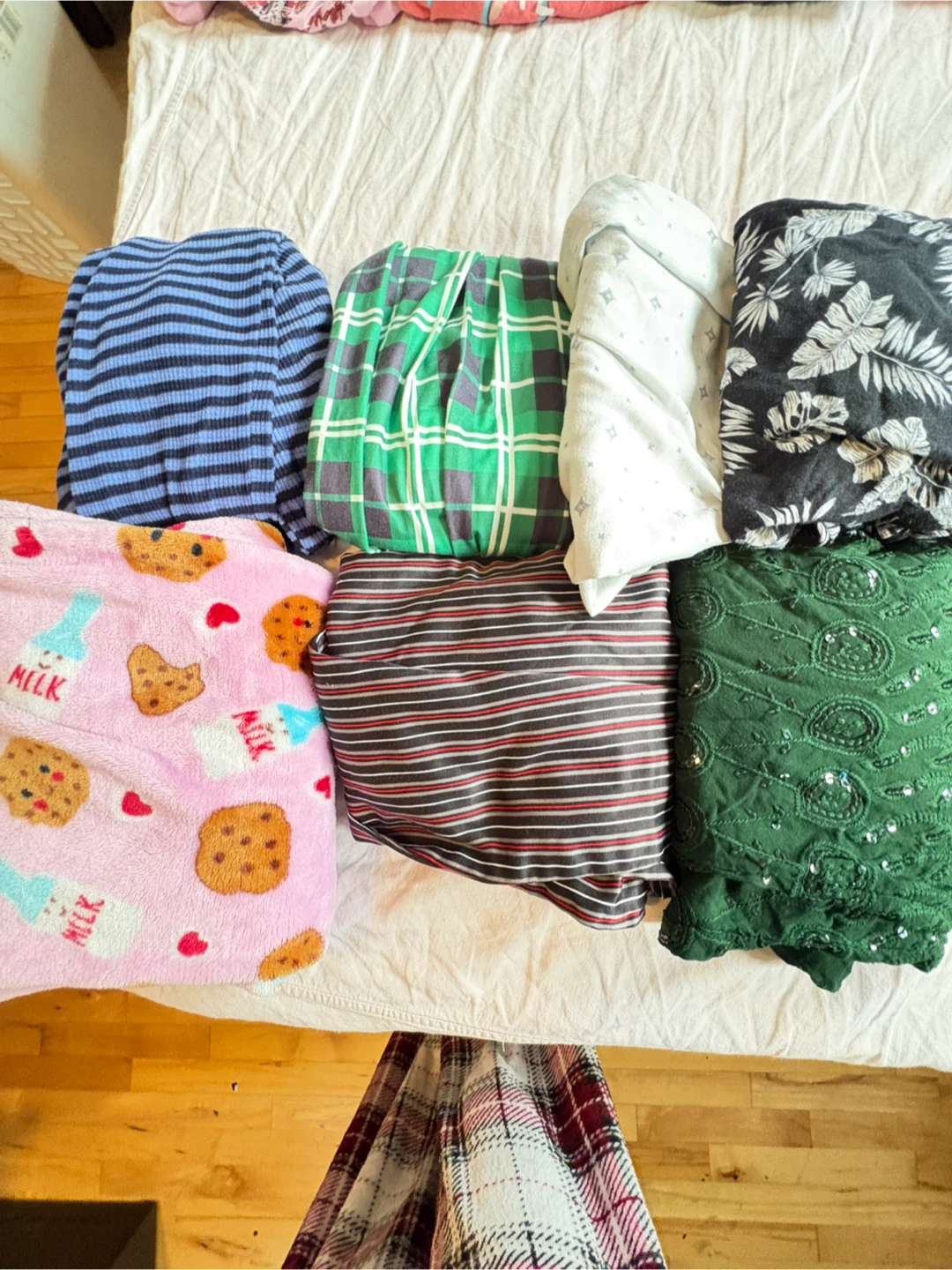 Assorted Lot of Women's Tops and Pajama Set - photo 2