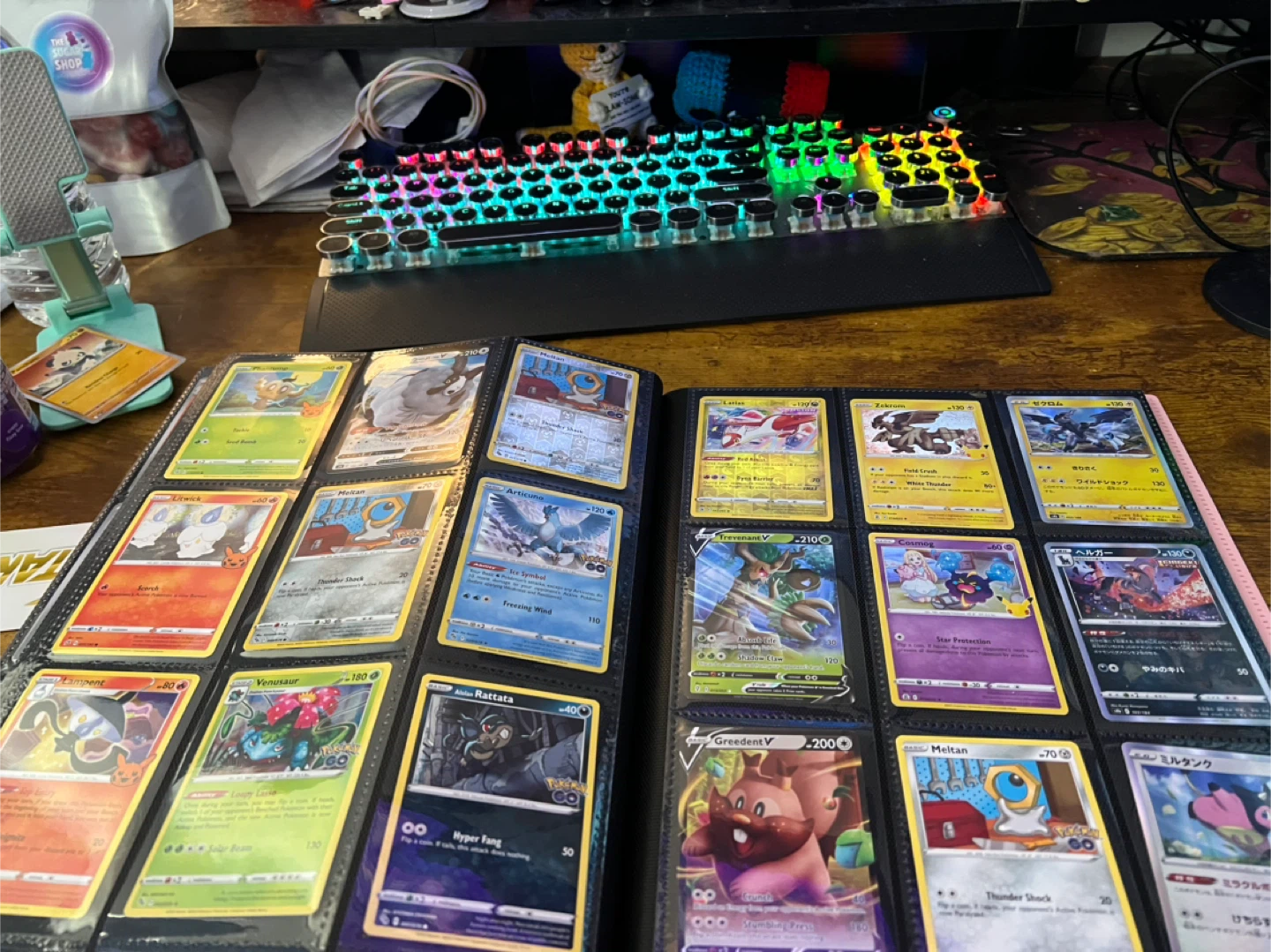Pink binder number 2 Pokémon cards - photo 3