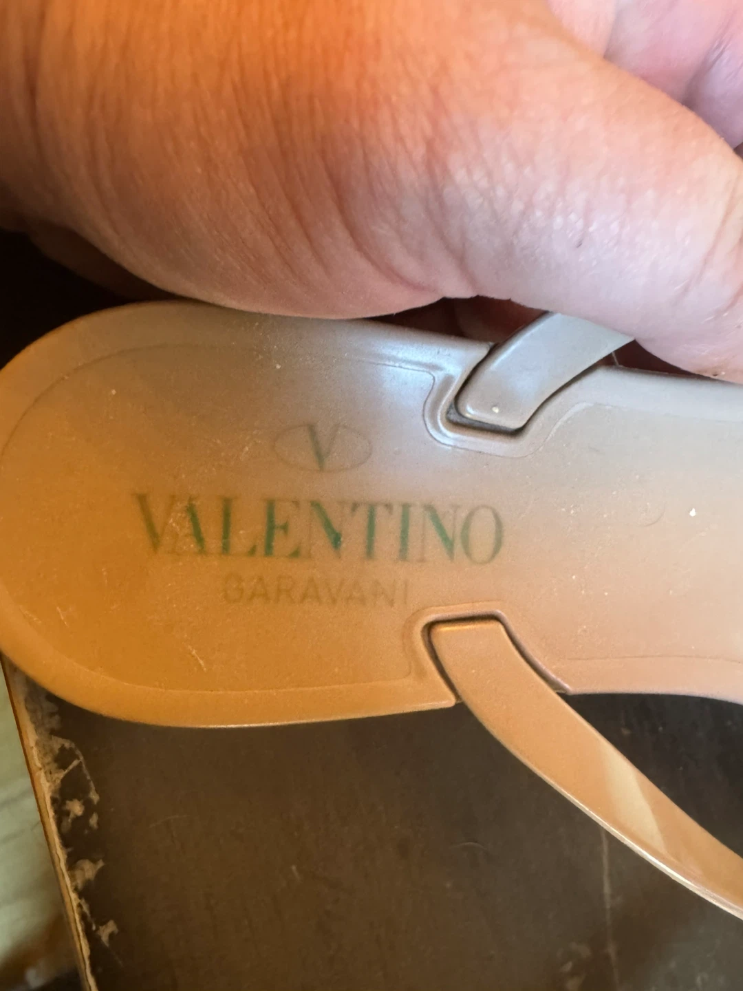 Valentino Garavani Flip Flops Size 38 - photo 3