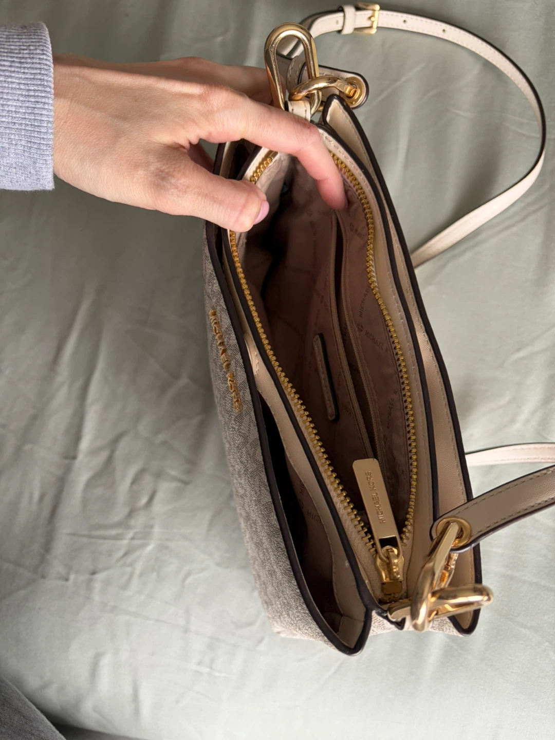 Michael Kors MK Signature Canvas Crossbody Bag - photo 3