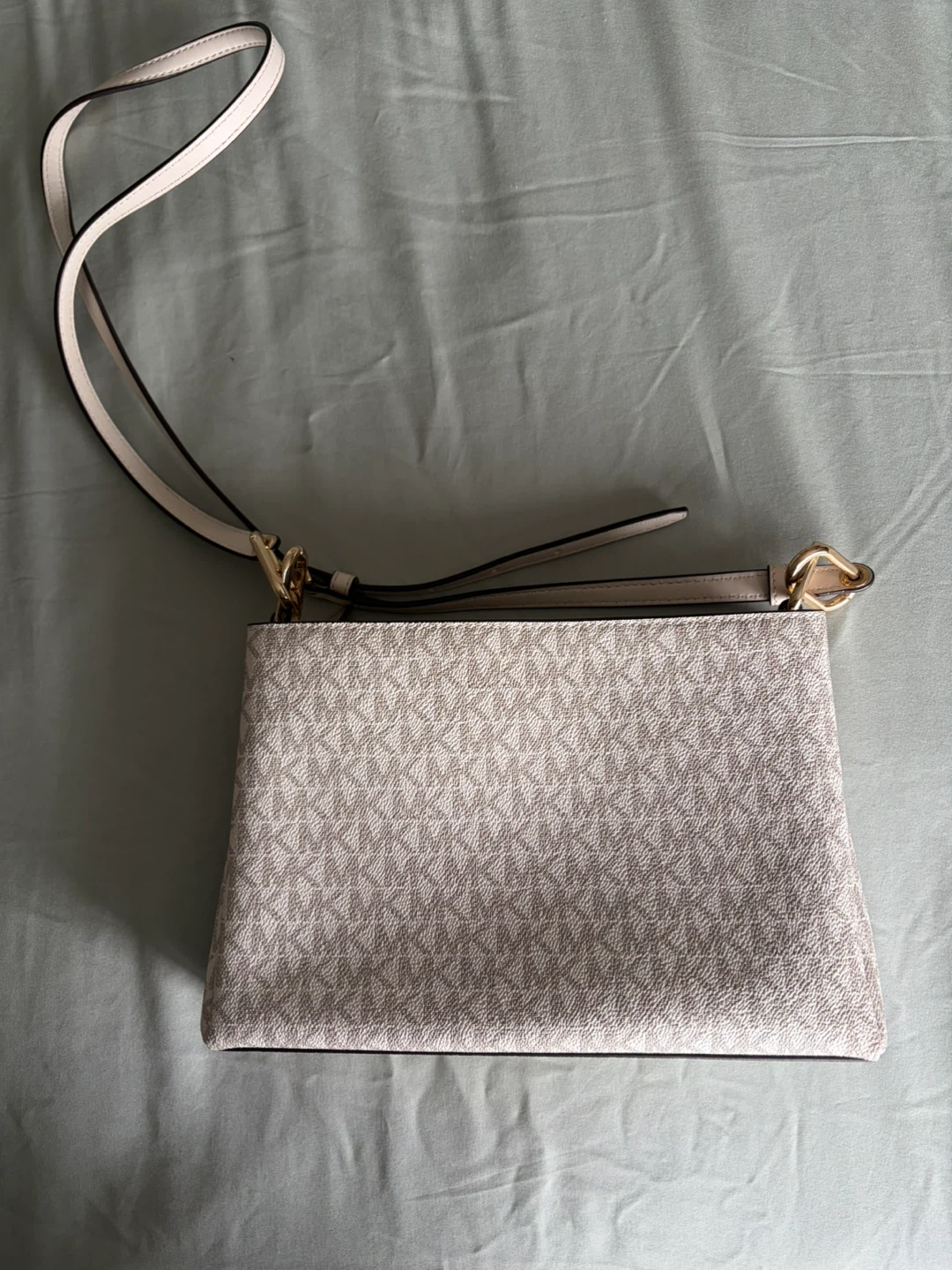 Michael Kors MK Signature Canvas Crossbody Bag - photo 5