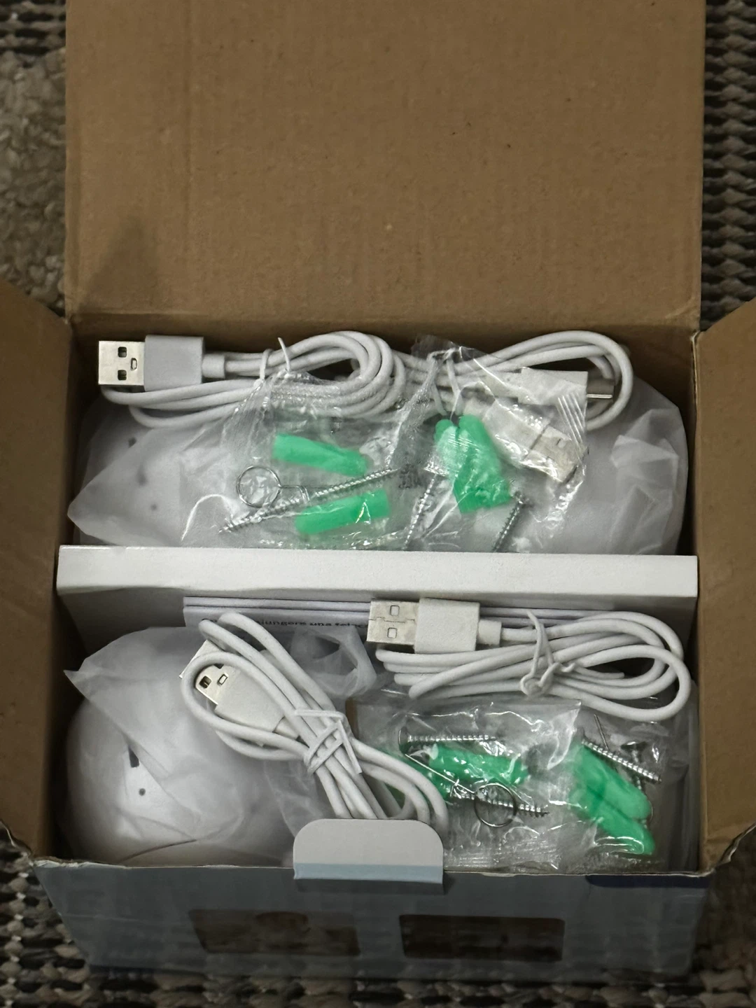 Set Of 4 Wireless Network Cameras Wi-Fi Home Monitoring System - photo 2