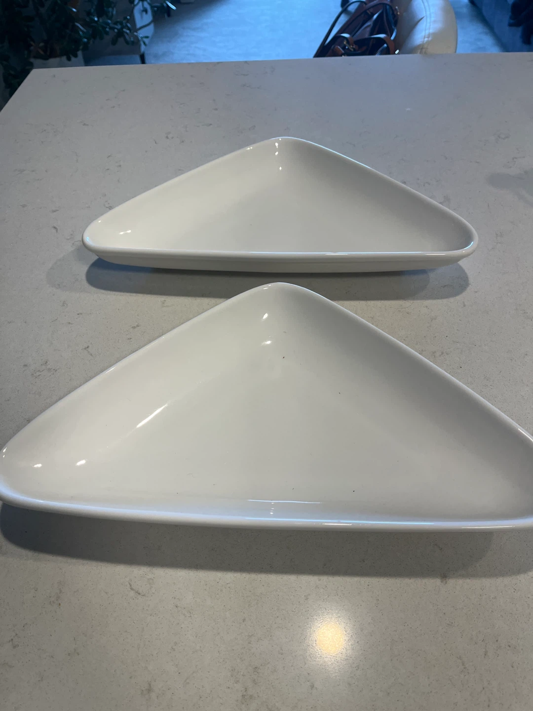 Set of 2 White Triangular Plates