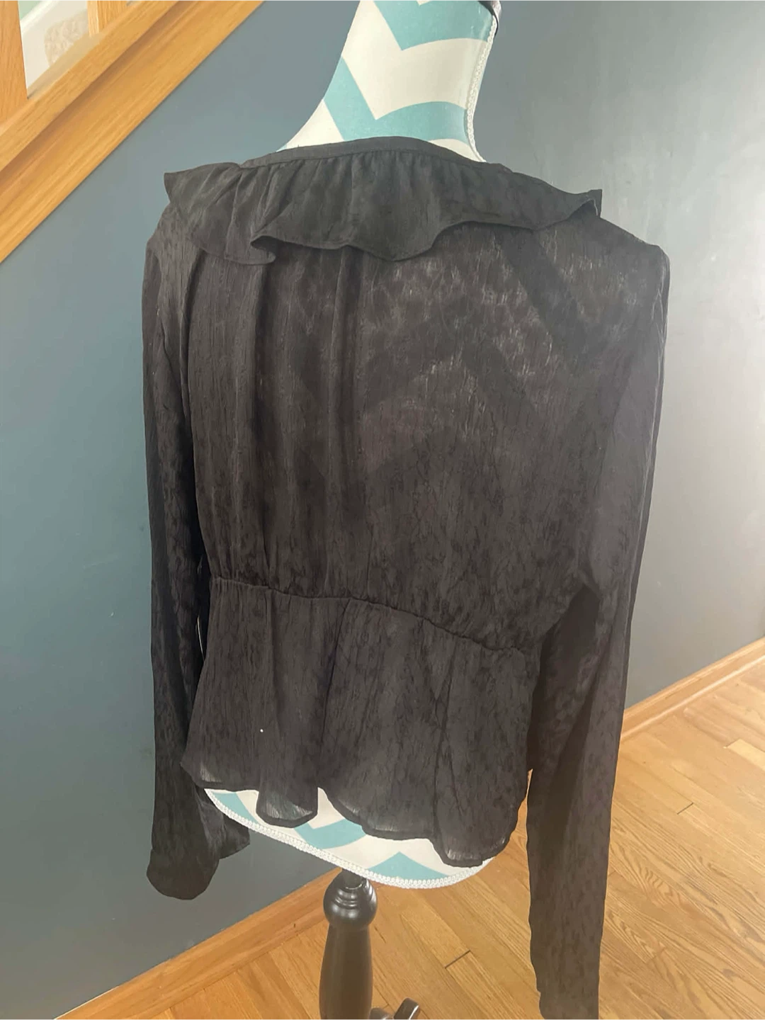 No Boundaries Black Ruffle Tie Front Long Sleeve Blouse - photo 3