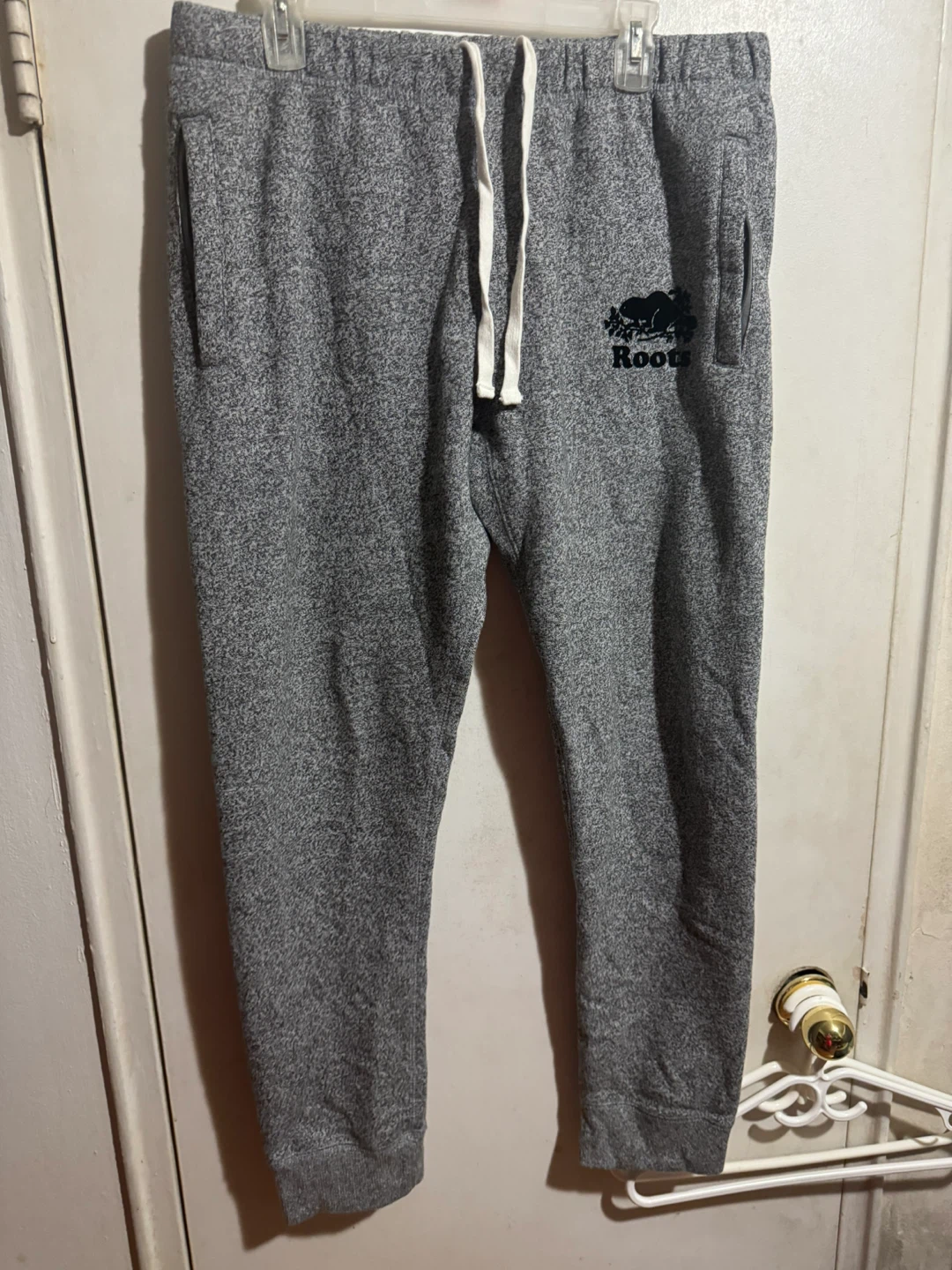 Roots Grey Sweatpants Size L/G