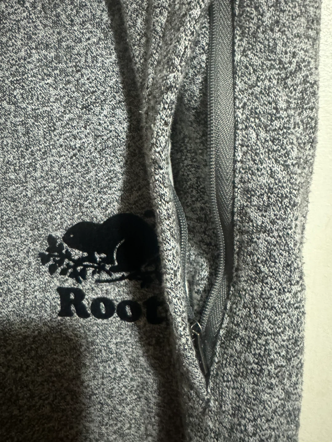Roots Grey Sweatpants Size L/G - photo 4