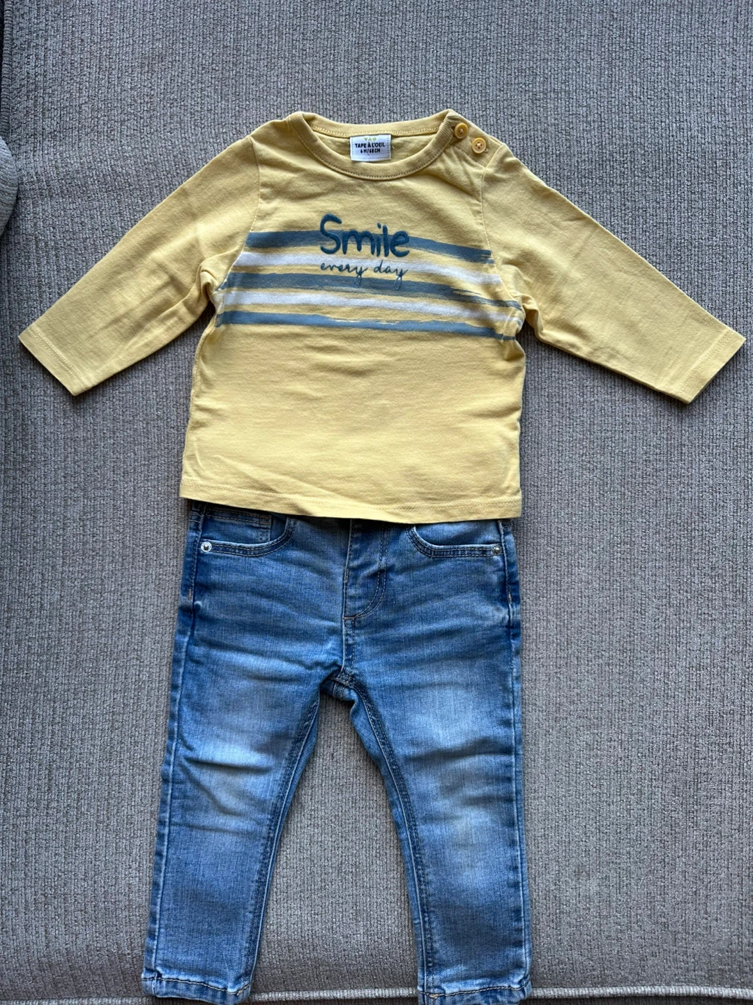 Kids' Long Sleeve shirts (7) and Jeans(2) - photo 2