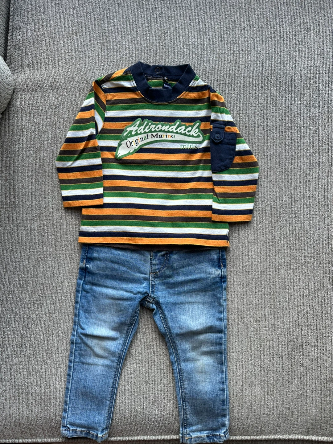 Kids' Long Sleeve shirts (7) and Jeans(2) - photo 3