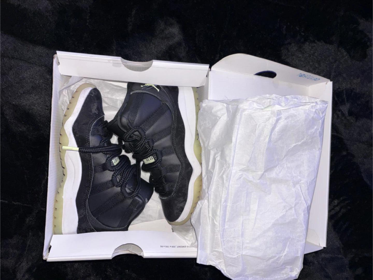 Air Jordan 11 Retro (PS) Boys Shoes
