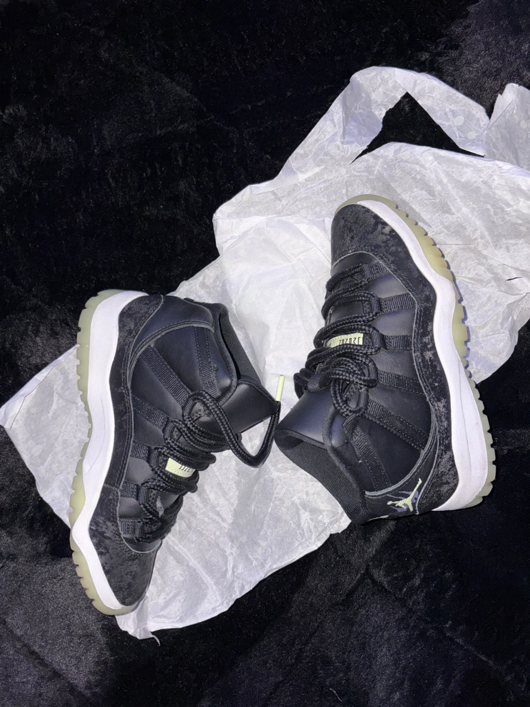 Air Jordan 11 Retro (PS) Boys Shoes - photo 4