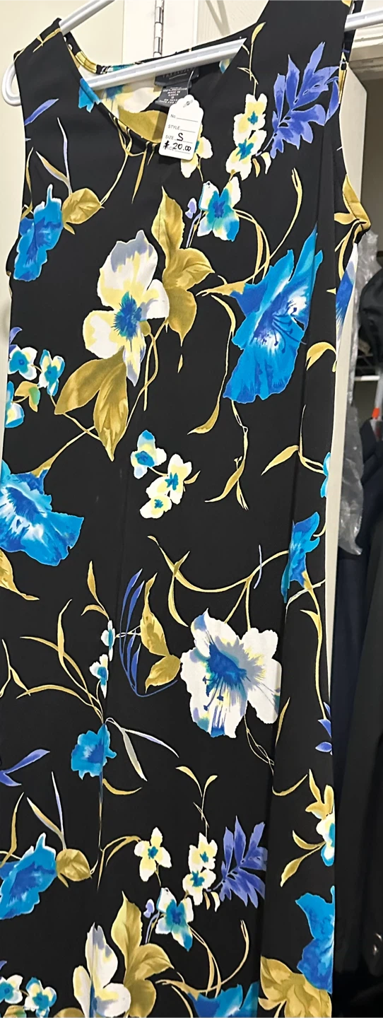 Van Heusen Women's Floral Dress Size S