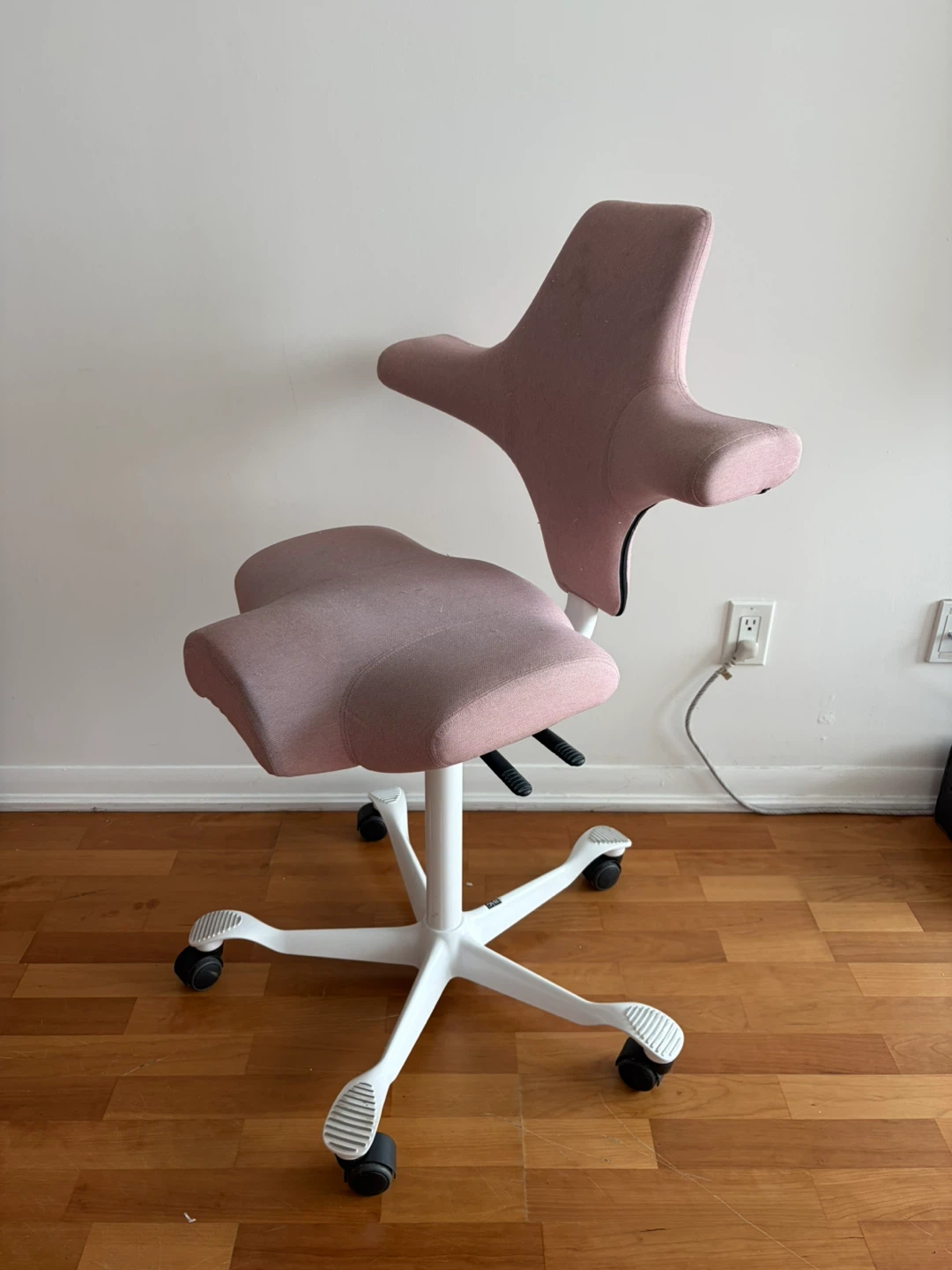 HÅG Capisco Ergonomic Office Chair With Saddle Seat