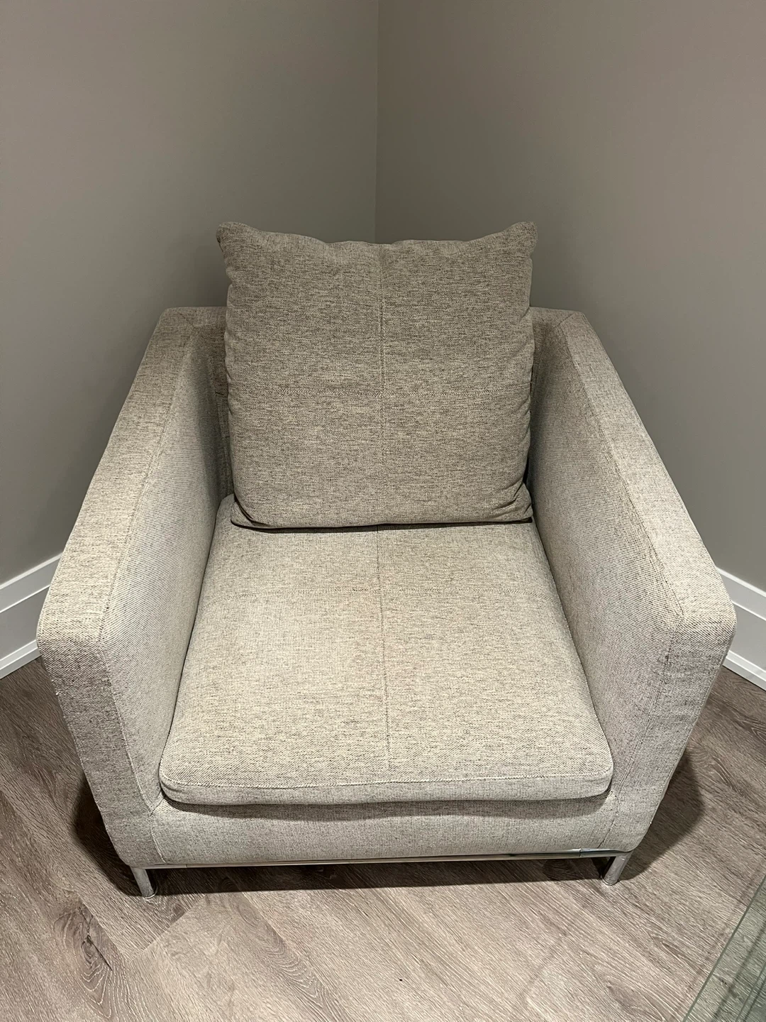 Modern Armchair - photo 2