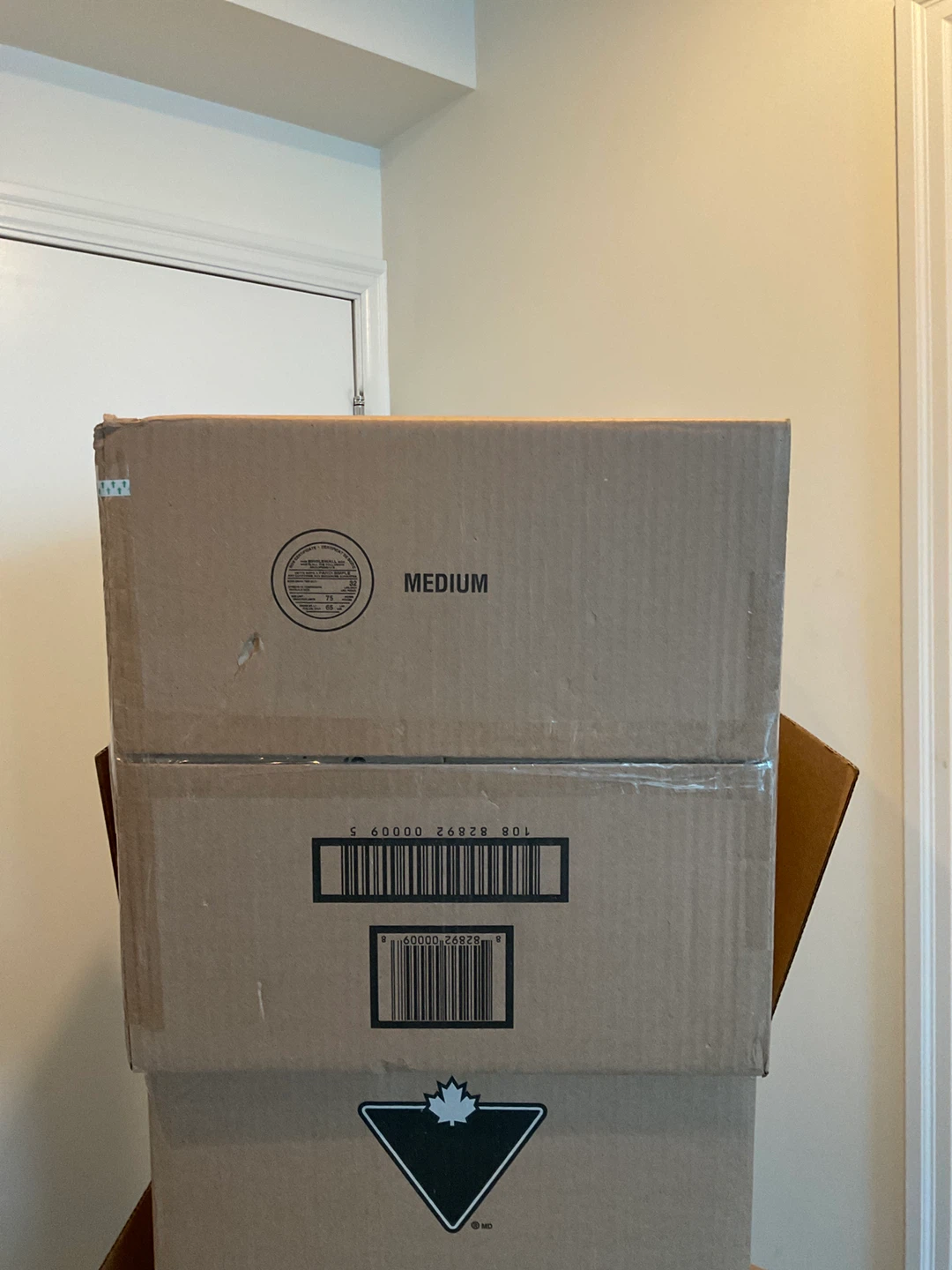 Canadian Tire Medium Moving Boxes - Bundle of 8 - photo 3
