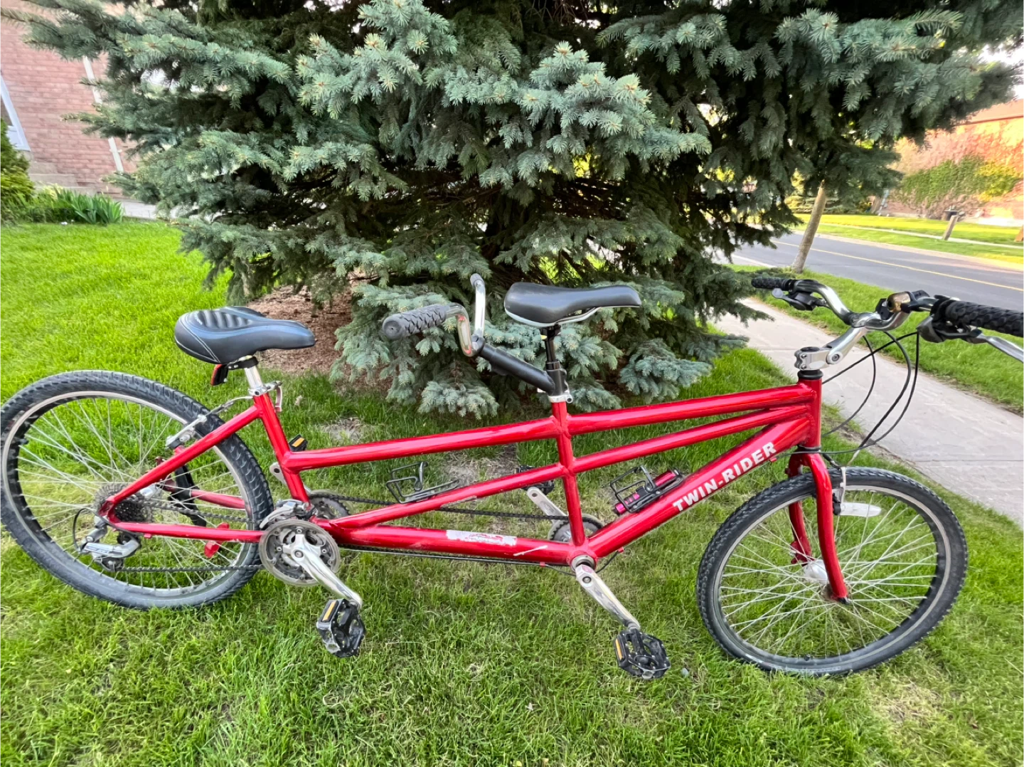 Red Twin-Rider Tandem Bicycle - photo 4
