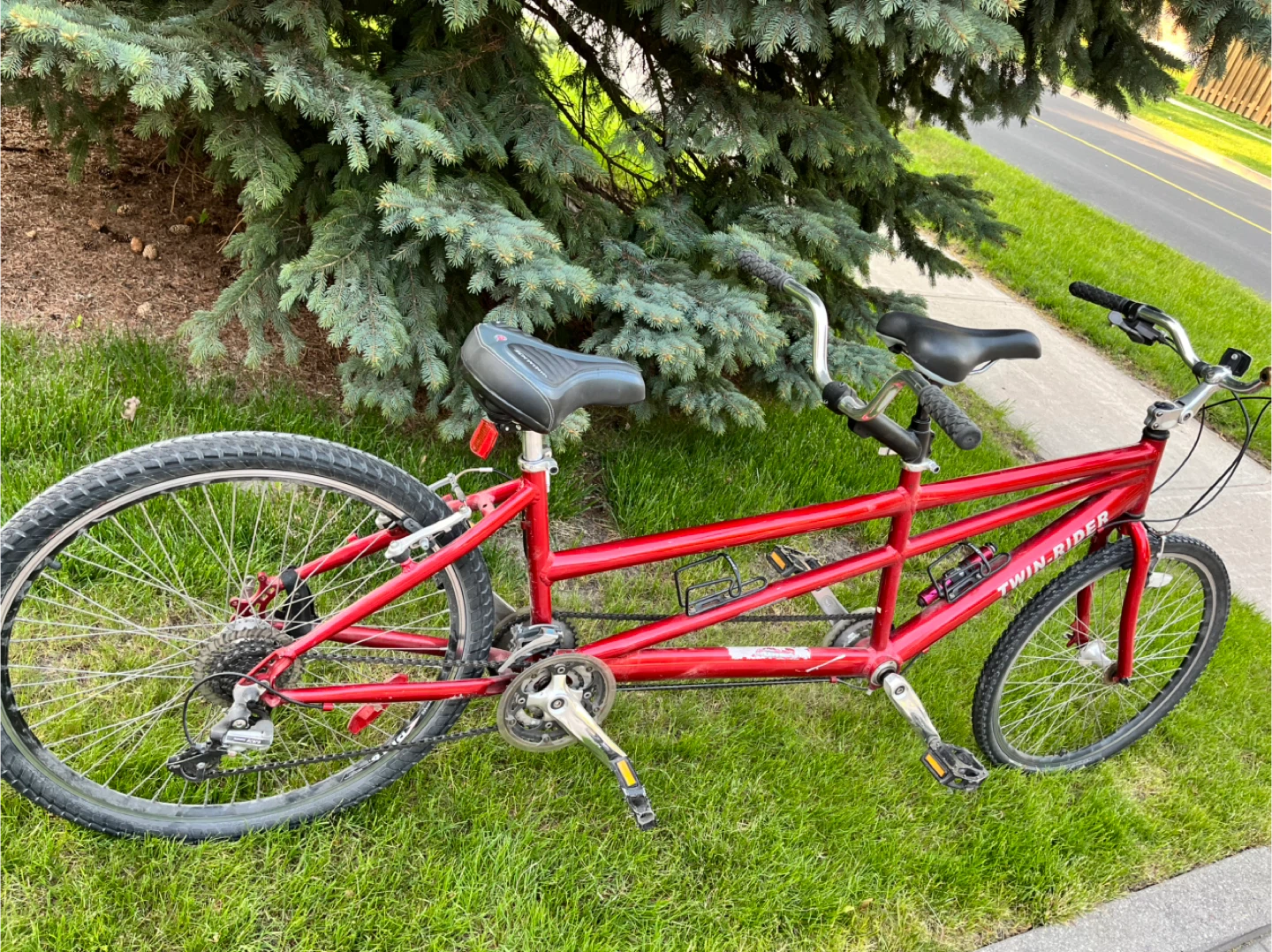 Red Twin-Rider Tandem Bicycle - photo 2