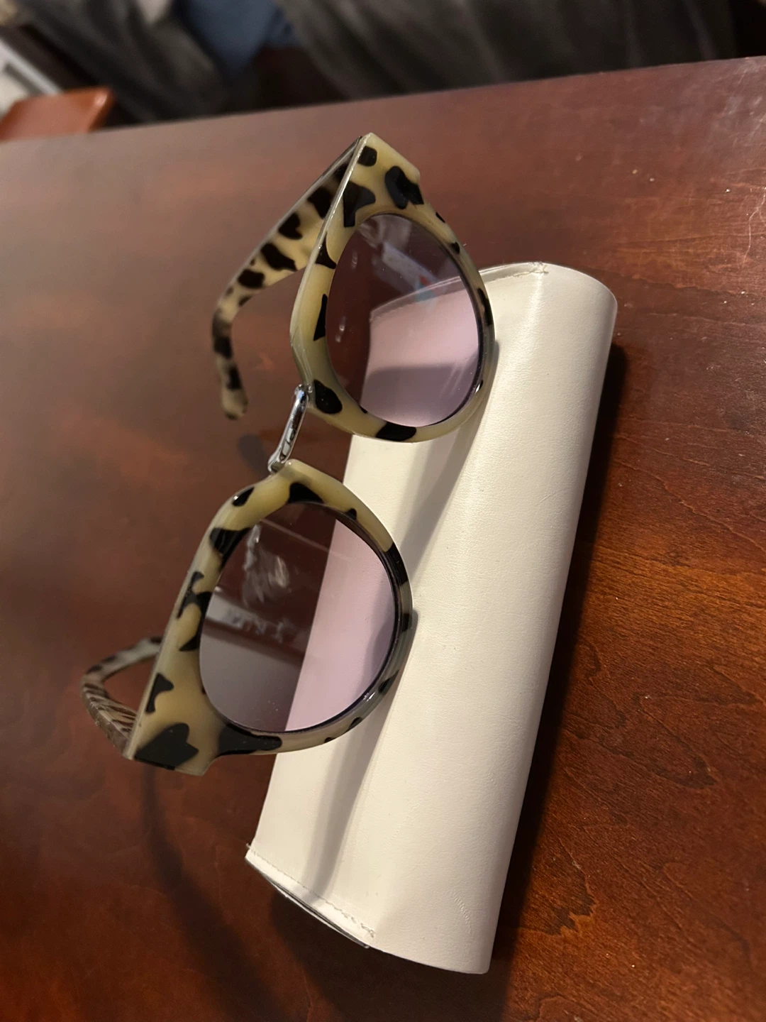 ZARA Women's Sunglasses with Case - photo 2