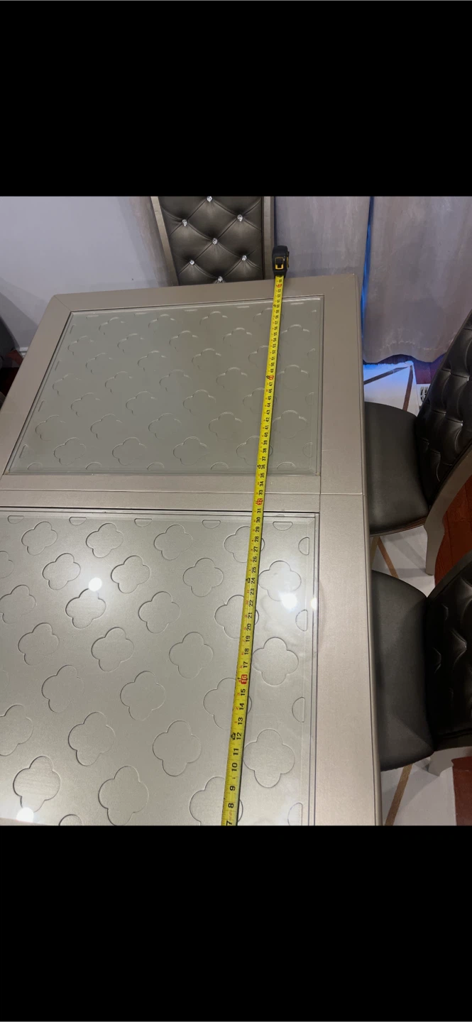 Dining Table and chairs for sale. Need gone (Read description) - photo 3
