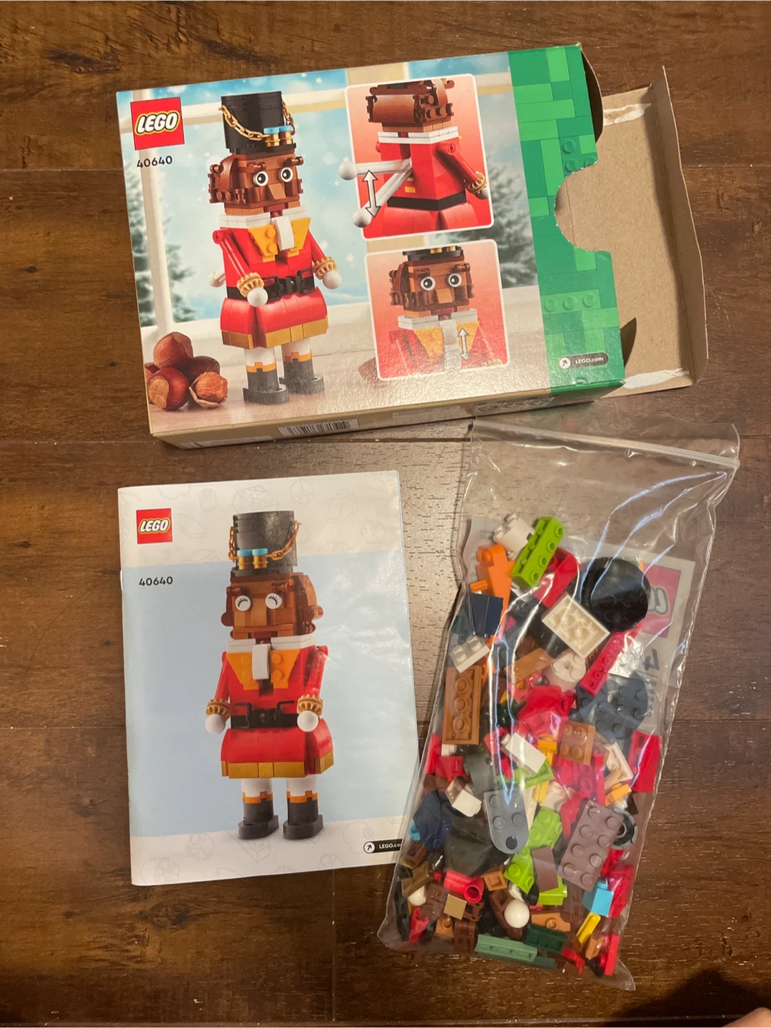 LEGO 40640 Nutcracker (208 Pieces) - photo 2