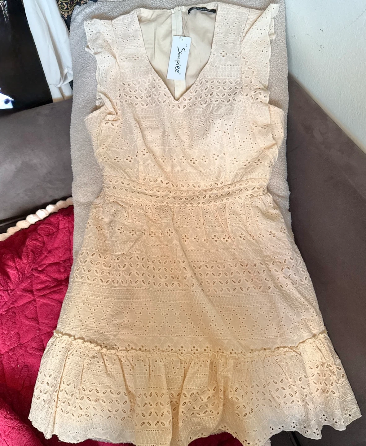 Embroidered Eyelet lined Cotton Dress,size med - photo 3