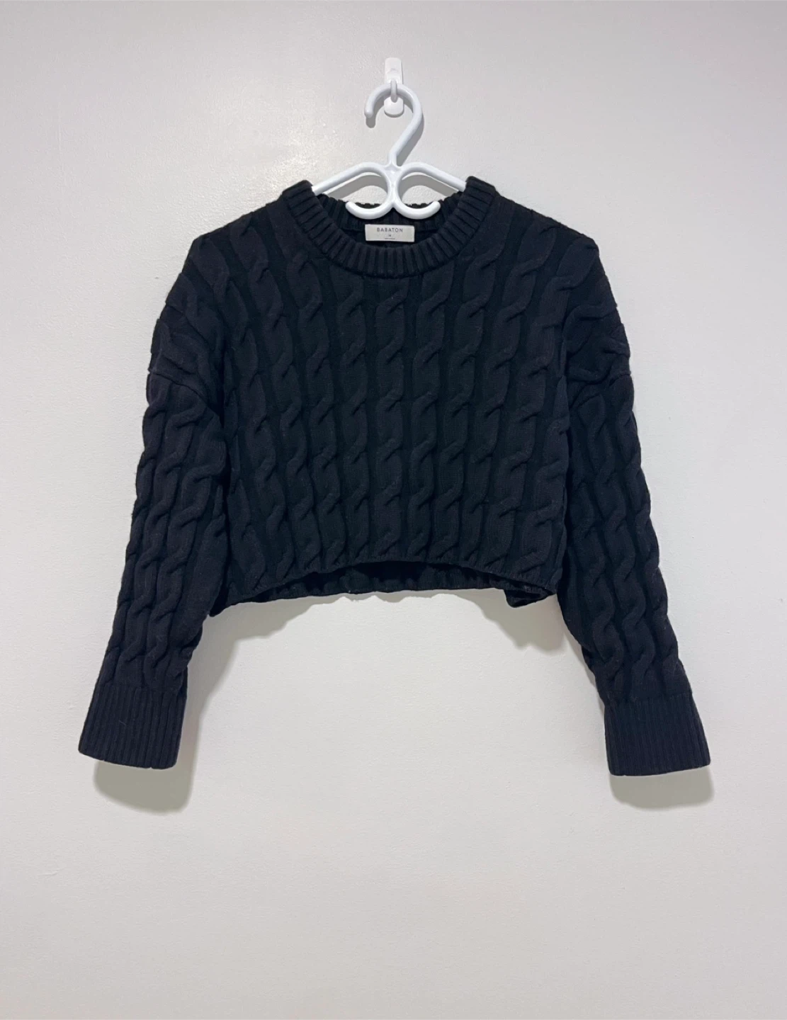 BABATON Cropped Sweater-Size M