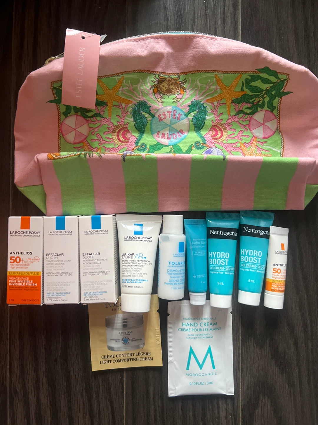 Estee Lauder Cosmetic Bag with Skincare Samples