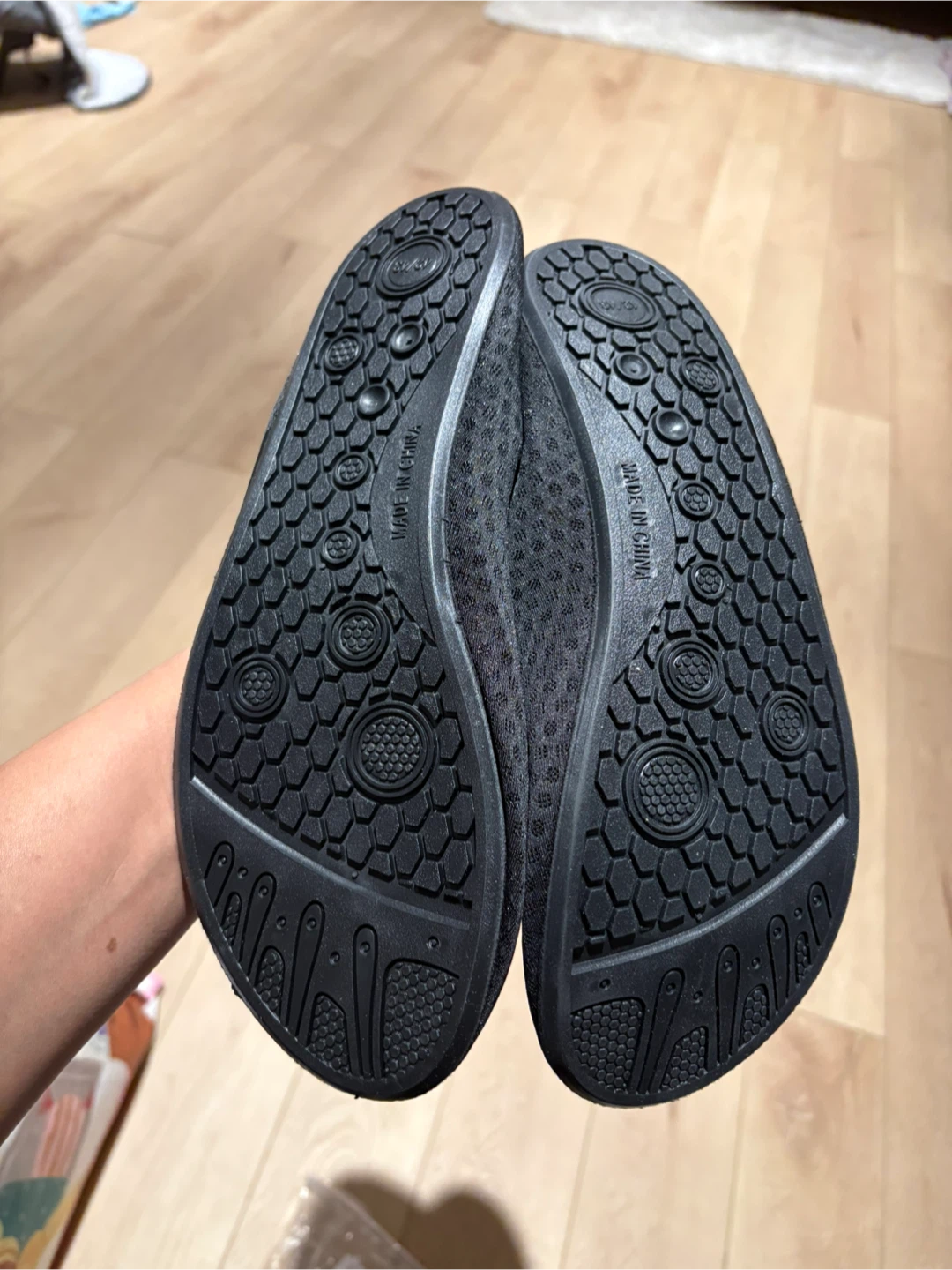 PS COWNLG Water Shoes size EUR42-43