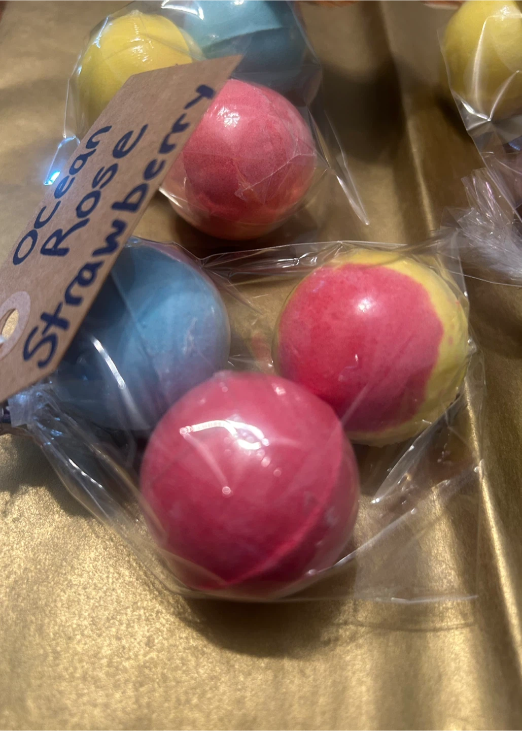 Assorted Scented Bath Bombs - photo 3