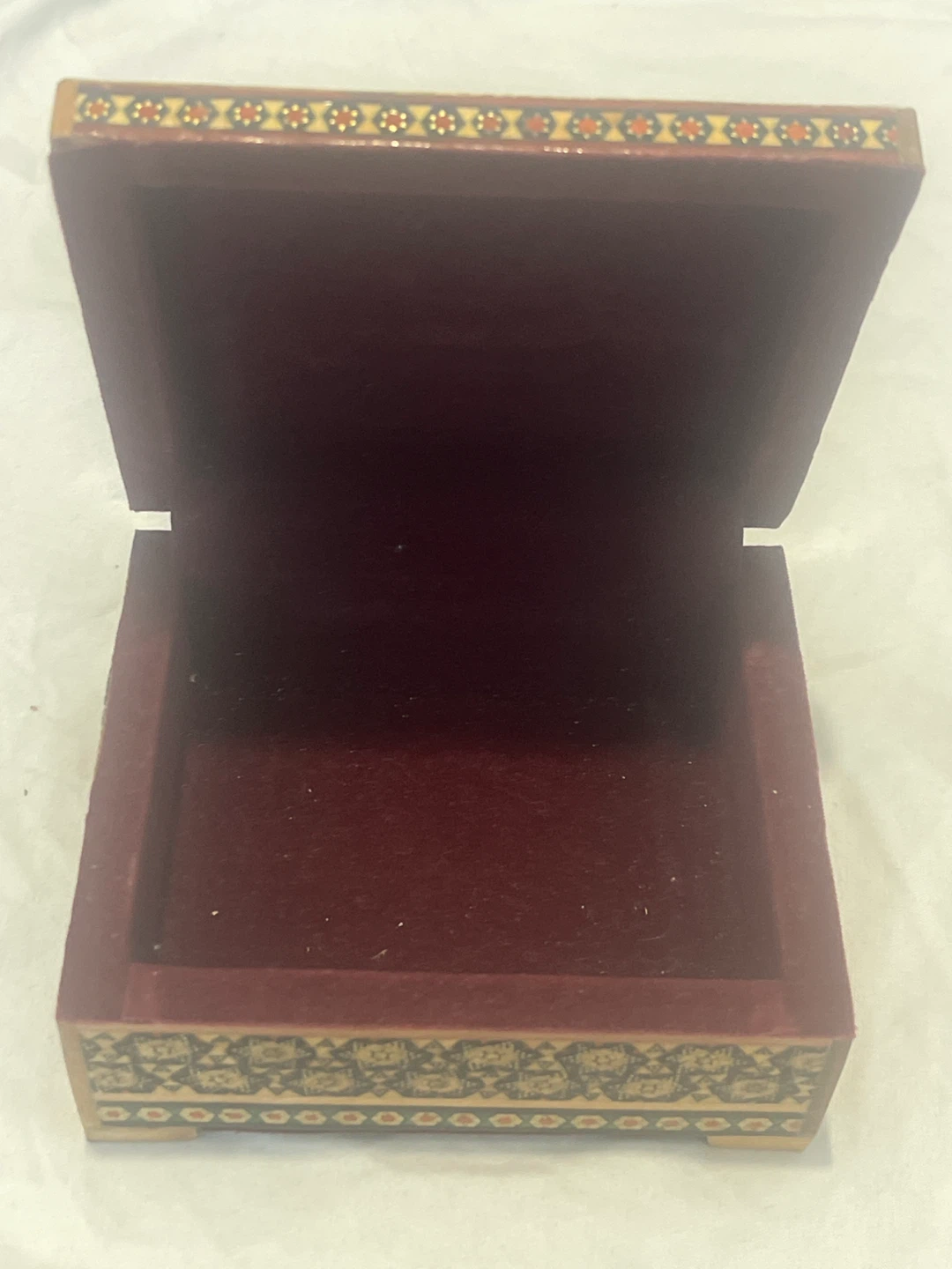 Decorative Keepsake Box - photo 2