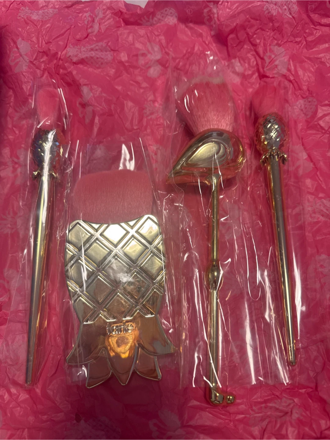 Tarte Pineapple & Flamingo Makeup Brush Set - photo 3