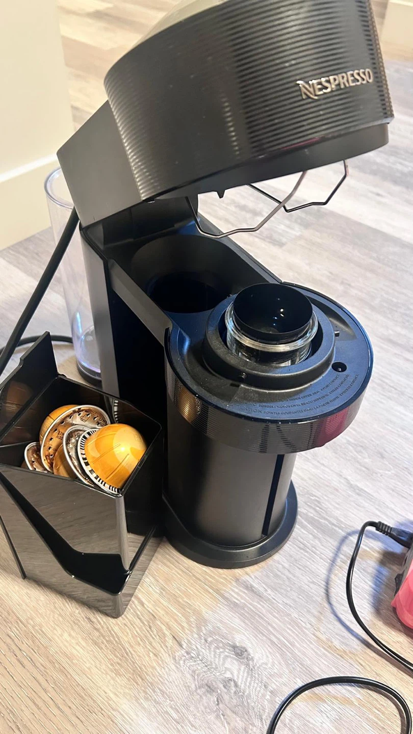 Nespresso Coffee Machine - photo 2