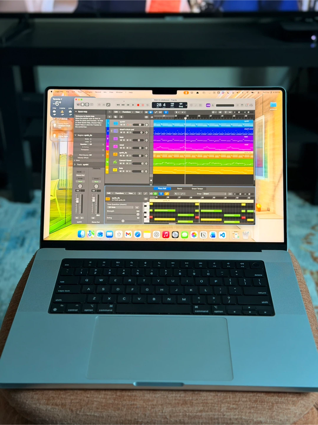M1 Pro Macbook Pro 16" 16GB Memory, 512GB Storage - photo 3