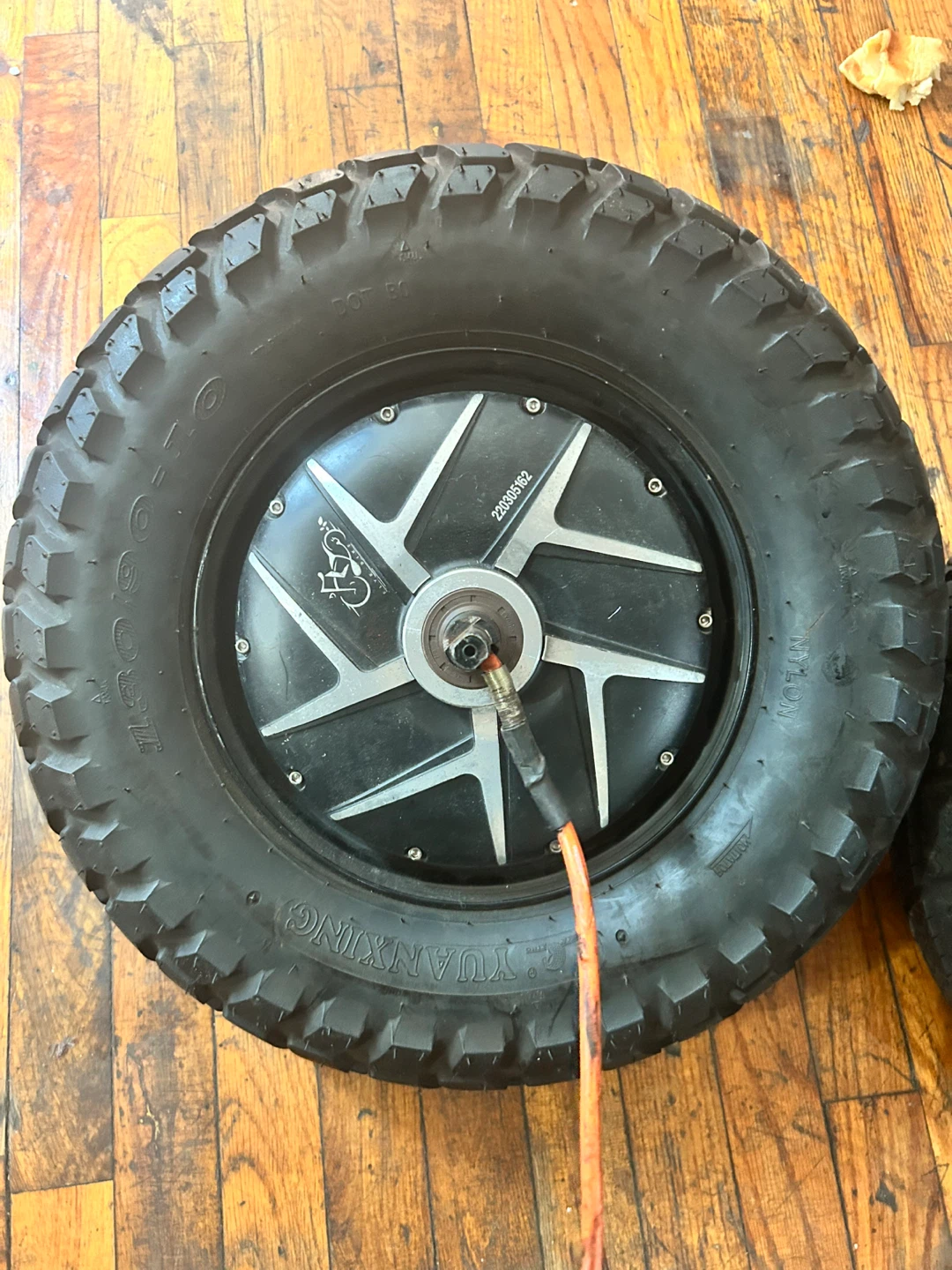 Electric Scooter Hub Motor Wheels (2) with Tires - photo 2