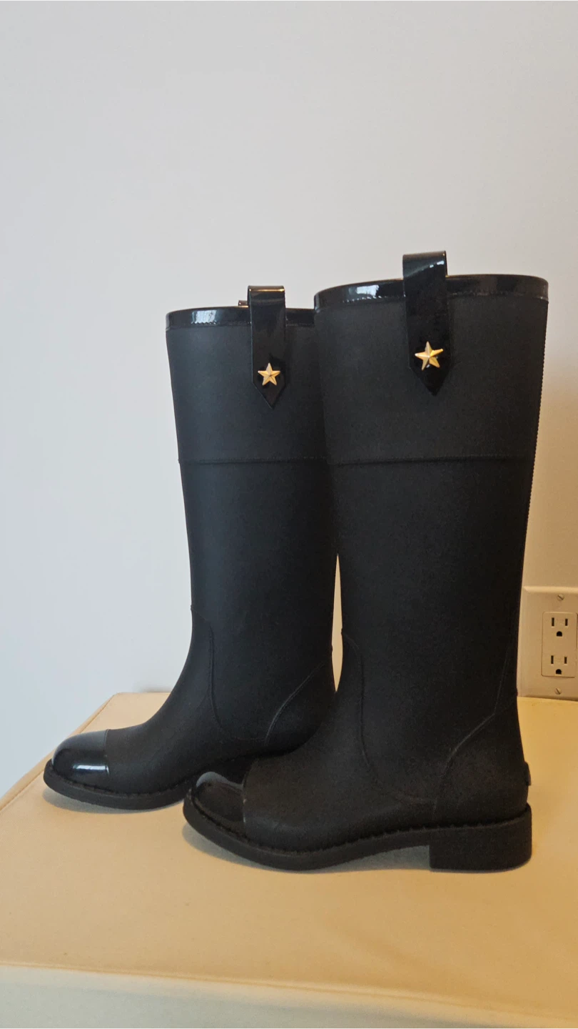 Jimmy Choo Black Rubber Riding Boots Size 5 - photo 2
